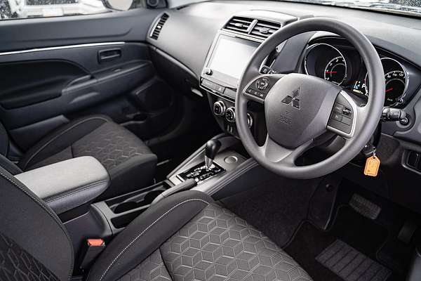 2024 Mitsubishi ASX ES XD
