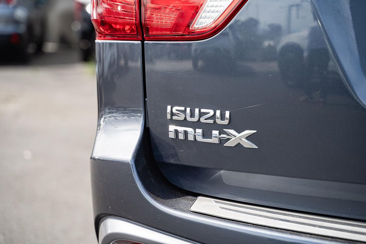 2019 Isuzu MU-X LS-T