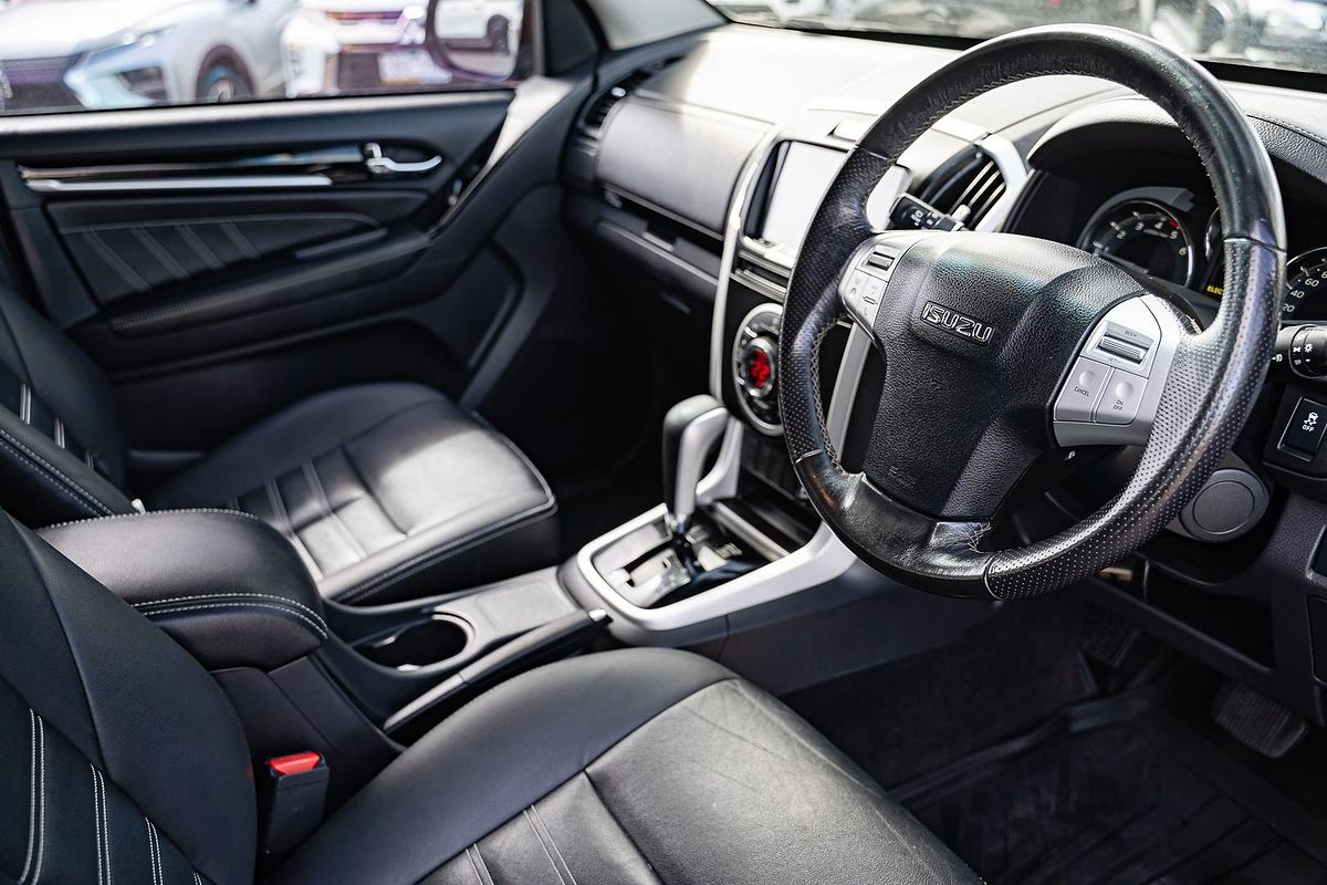 2019 Isuzu MU-X LS-T