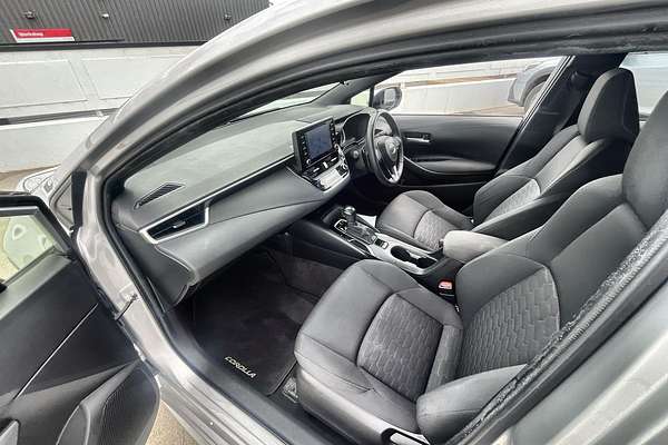 2021 Toyota Corolla SX MZEA12R