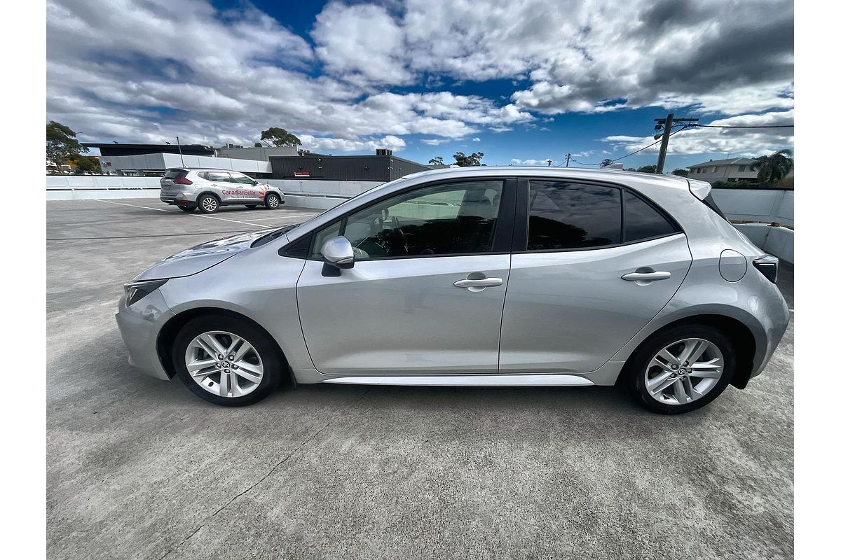 2021 Toyota Corolla SX MZEA12R
