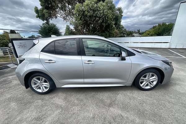 2021 Toyota Corolla SX MZEA12R