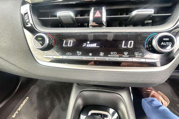 2021 Toyota Corolla SX MZEA12R