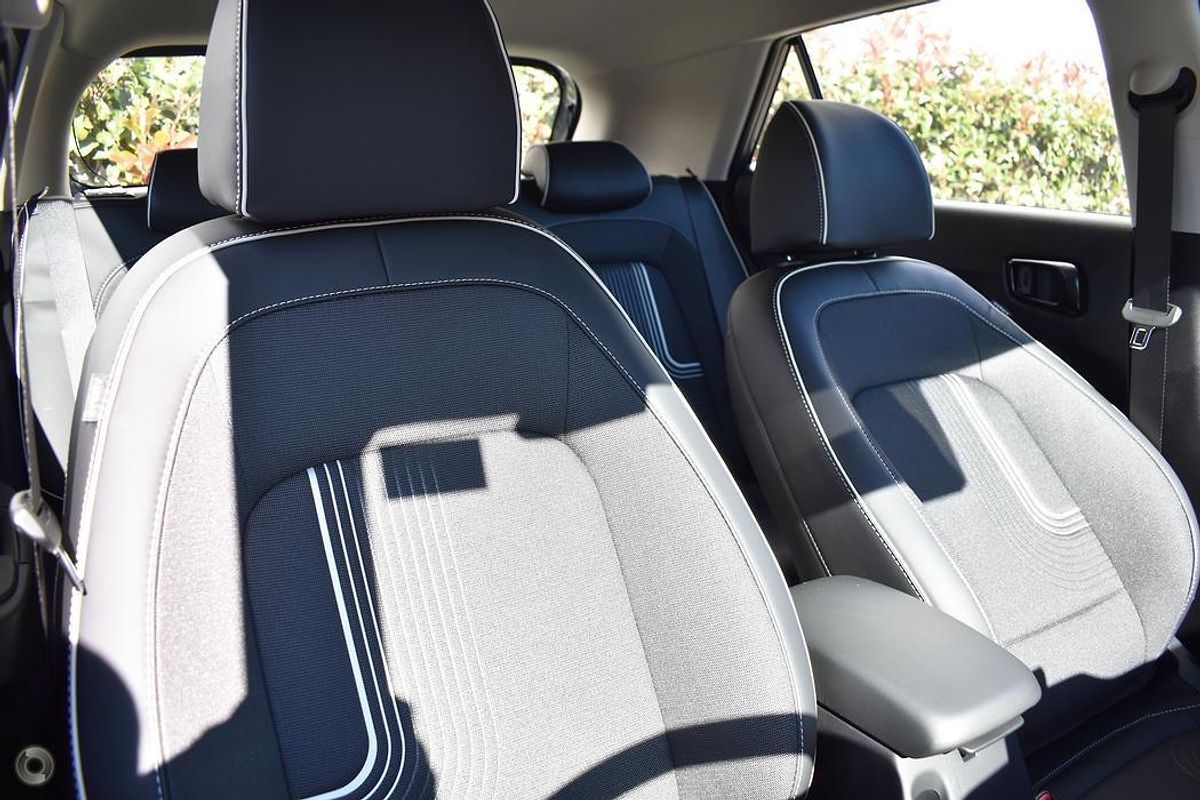 2024 Hyundai Venue Active QX.V5