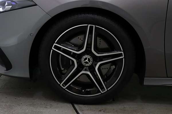2023 Mercedes-Benz A-Class A250 V177