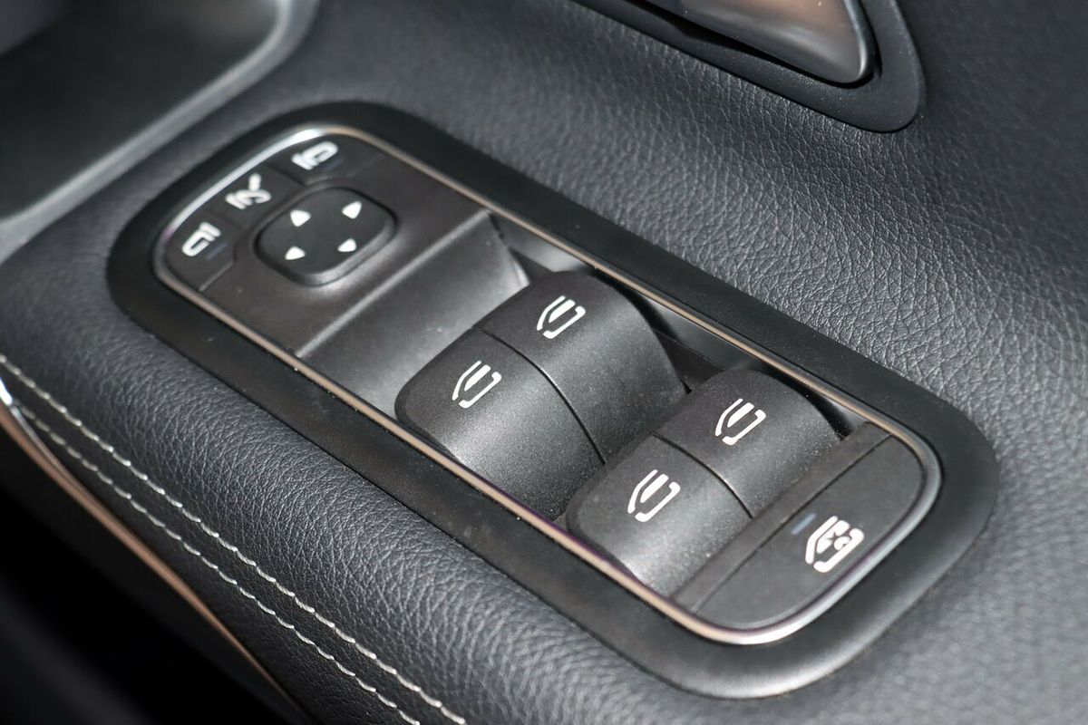 2023 Mercedes-Benz A-Class A250 V177