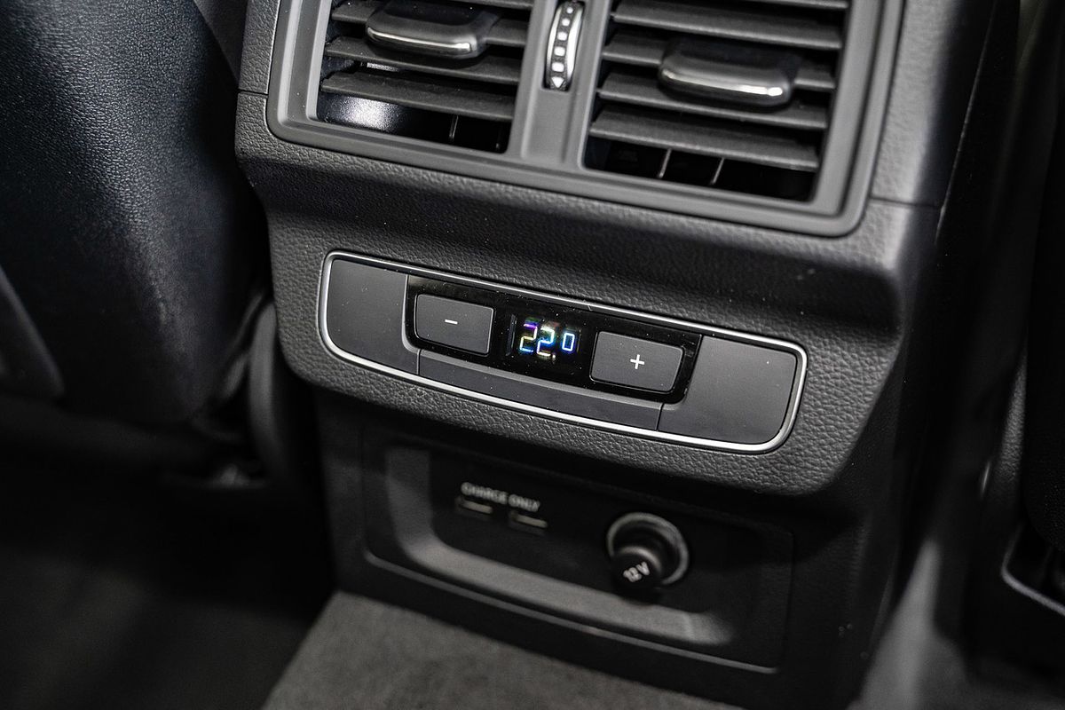 2021 Audi Q5 40 TDI FY
