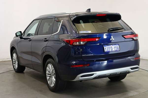2024 Mitsubishi Outlander LS ZM