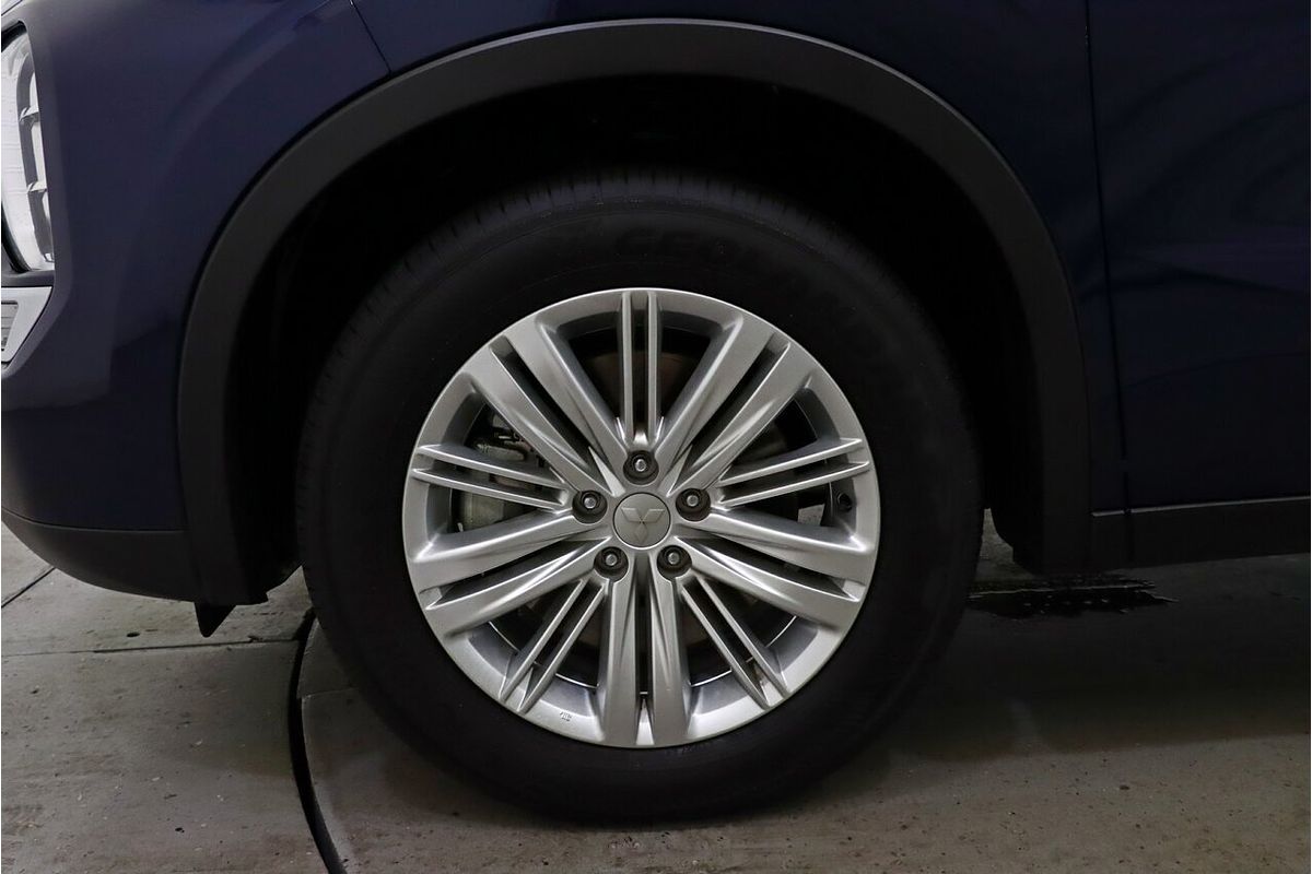 2024 Mitsubishi Outlander LS ZM