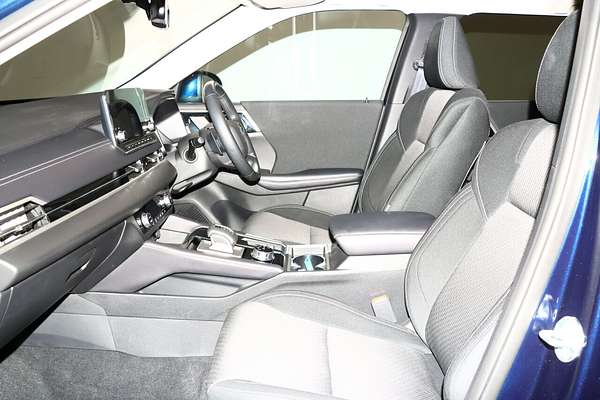 2024 Mitsubishi Outlander LS ZM