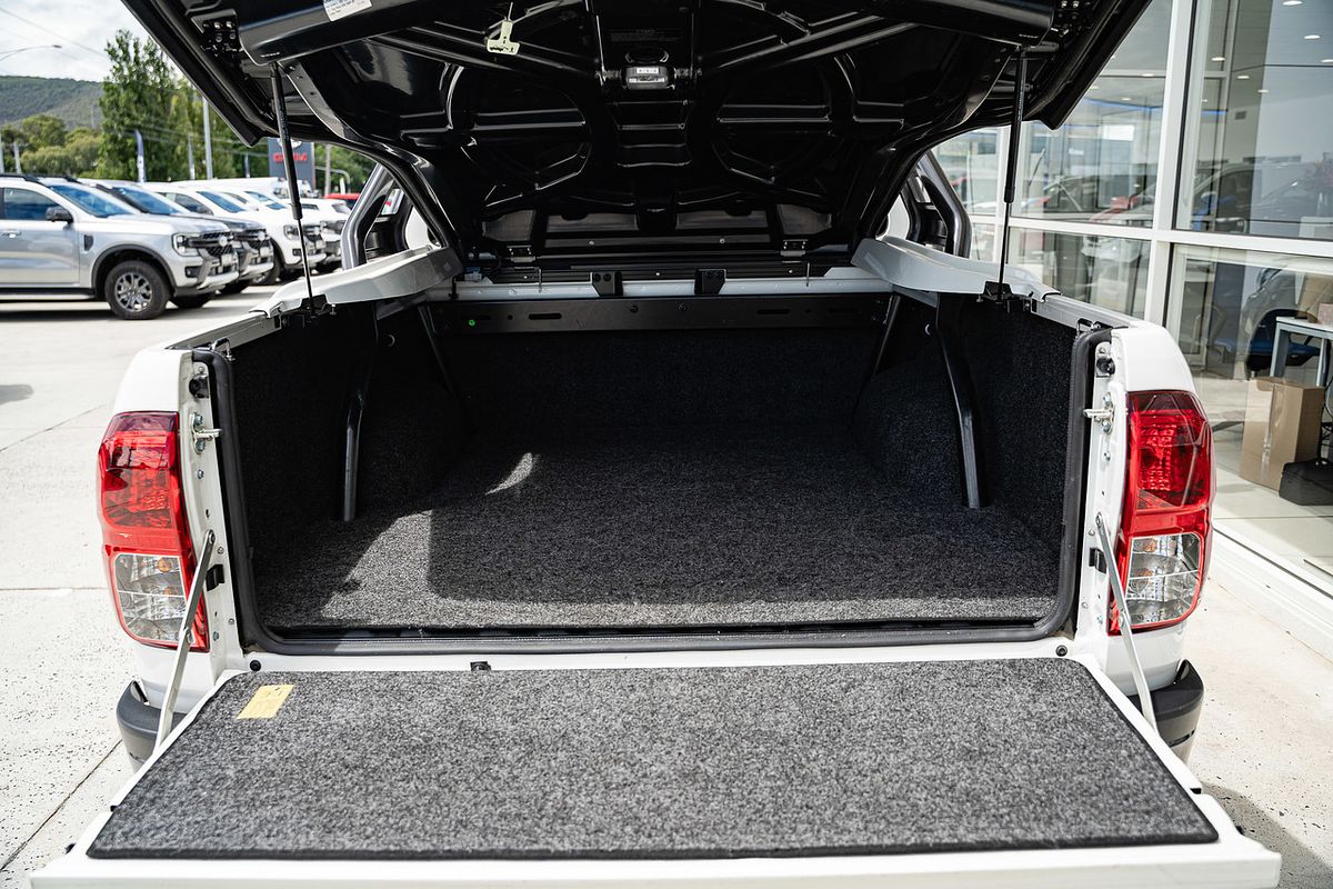 2018 Toyota Hilux Rogue GUN126R 4X4