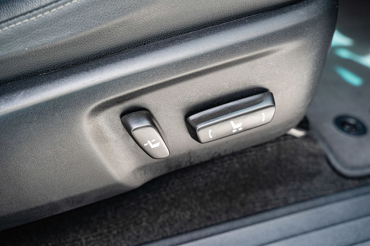 2018 Toyota Hilux Rogue GUN126R 4X4