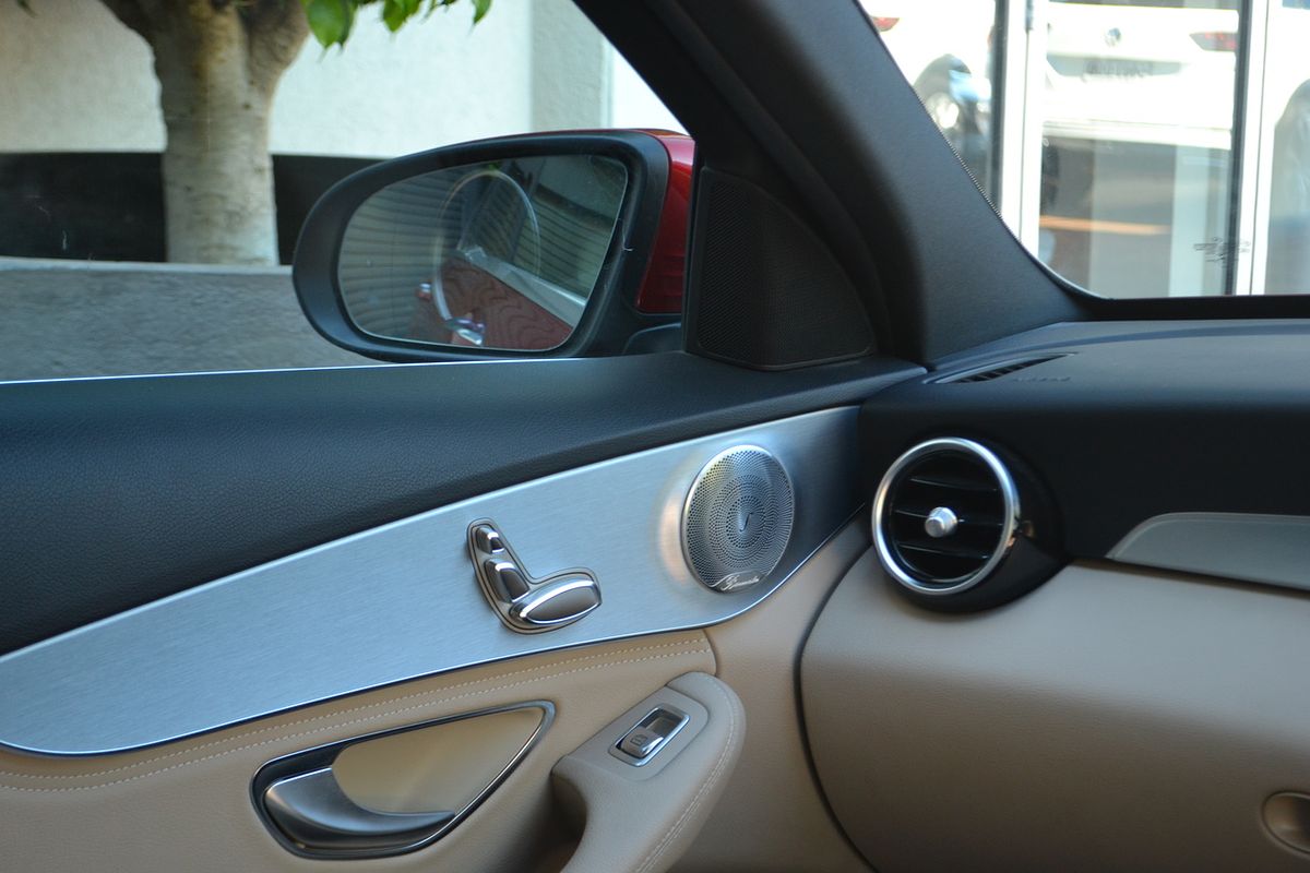 2015 Mercedes-Benz C-Class C250 W205
