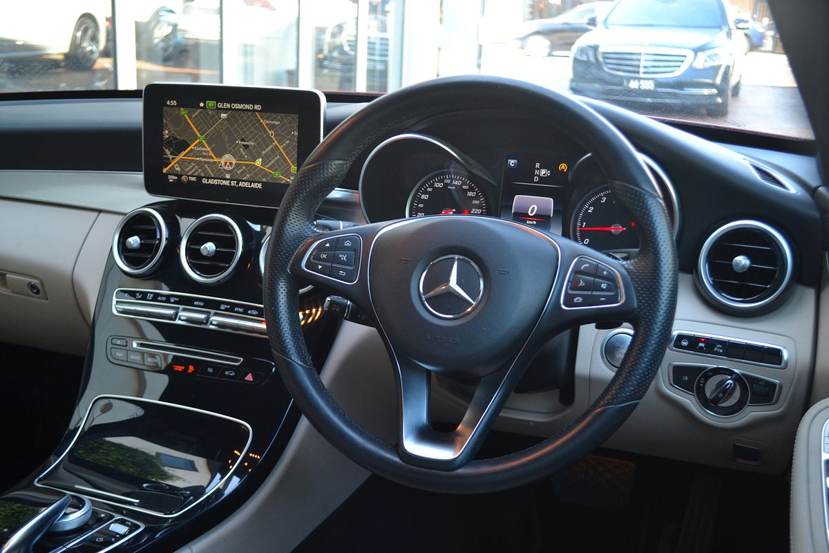 2015 Mercedes-Benz C-Class C250 W205
