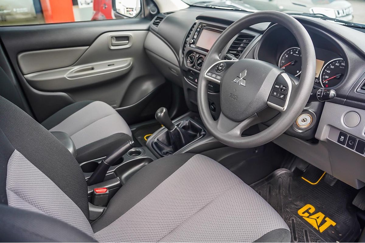 2017 Mitsubishi Triton GLX MQ Rear Wheel Drive