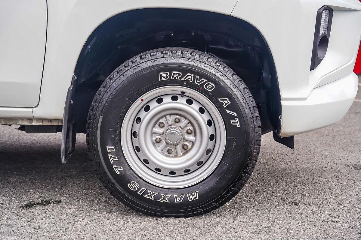 2022 Mitsubishi Triton GLX MR Rear Wheel Drive