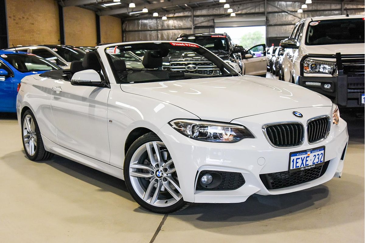 2015 BMW 2 Series 220i Luxury Line F23