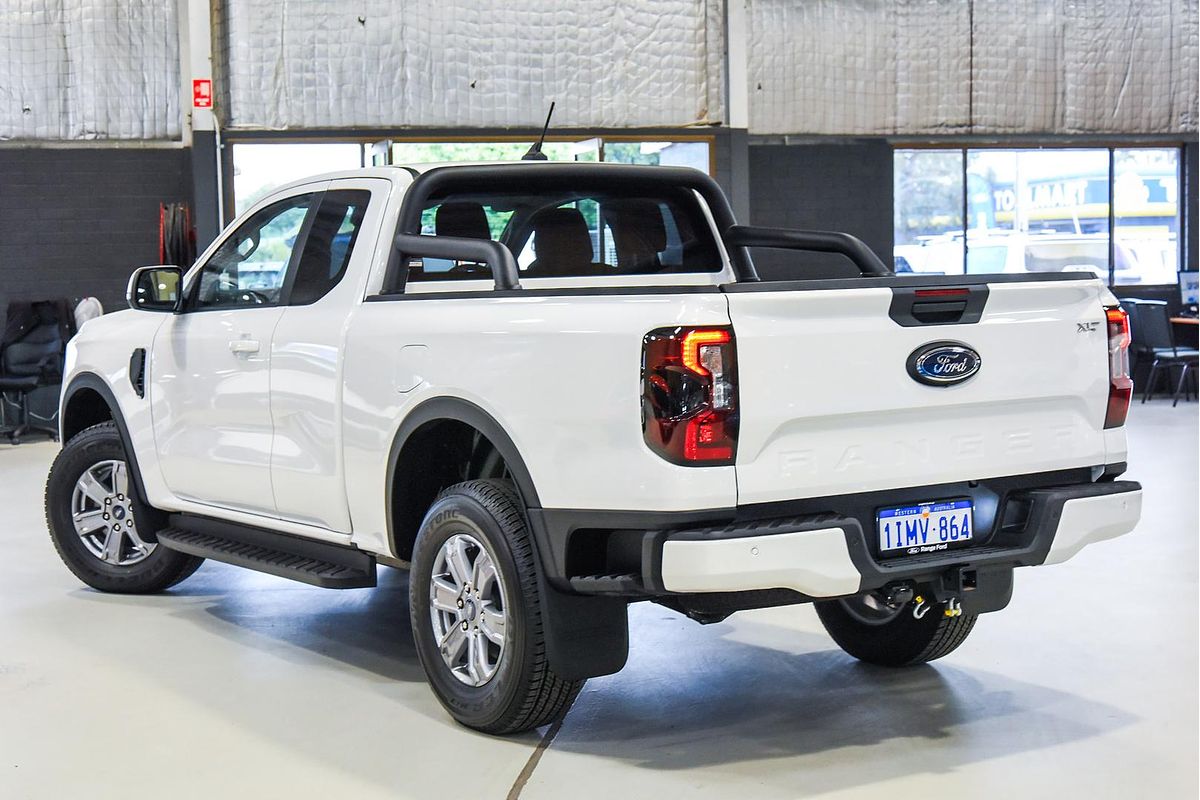 2024 Ford Ranger XLT 4X4 2.0L