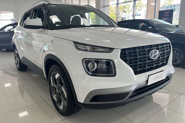 2024 Hyundai Venue Active QX.V5