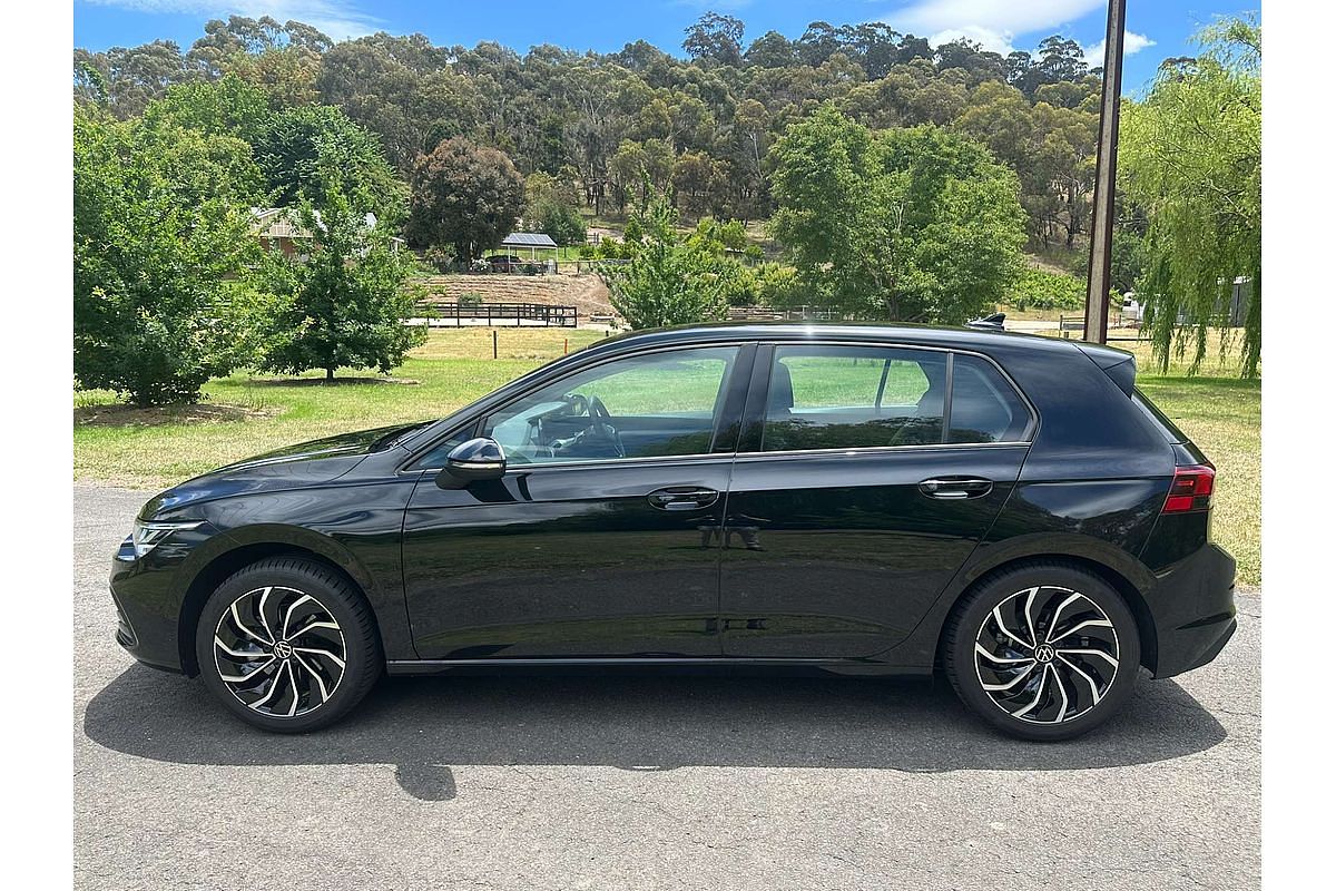 2024 Volkswagen Golf 110TSI Life 8