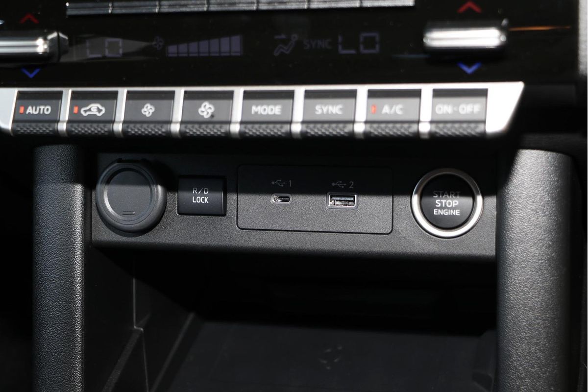 2024 Mitsubishi Triton GSR MV 4X4