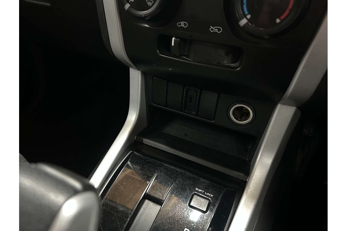 2021 Isuzu MU-X LS-M