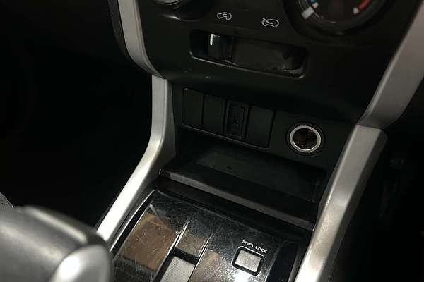 2021 Isuzu MU-X LS-M