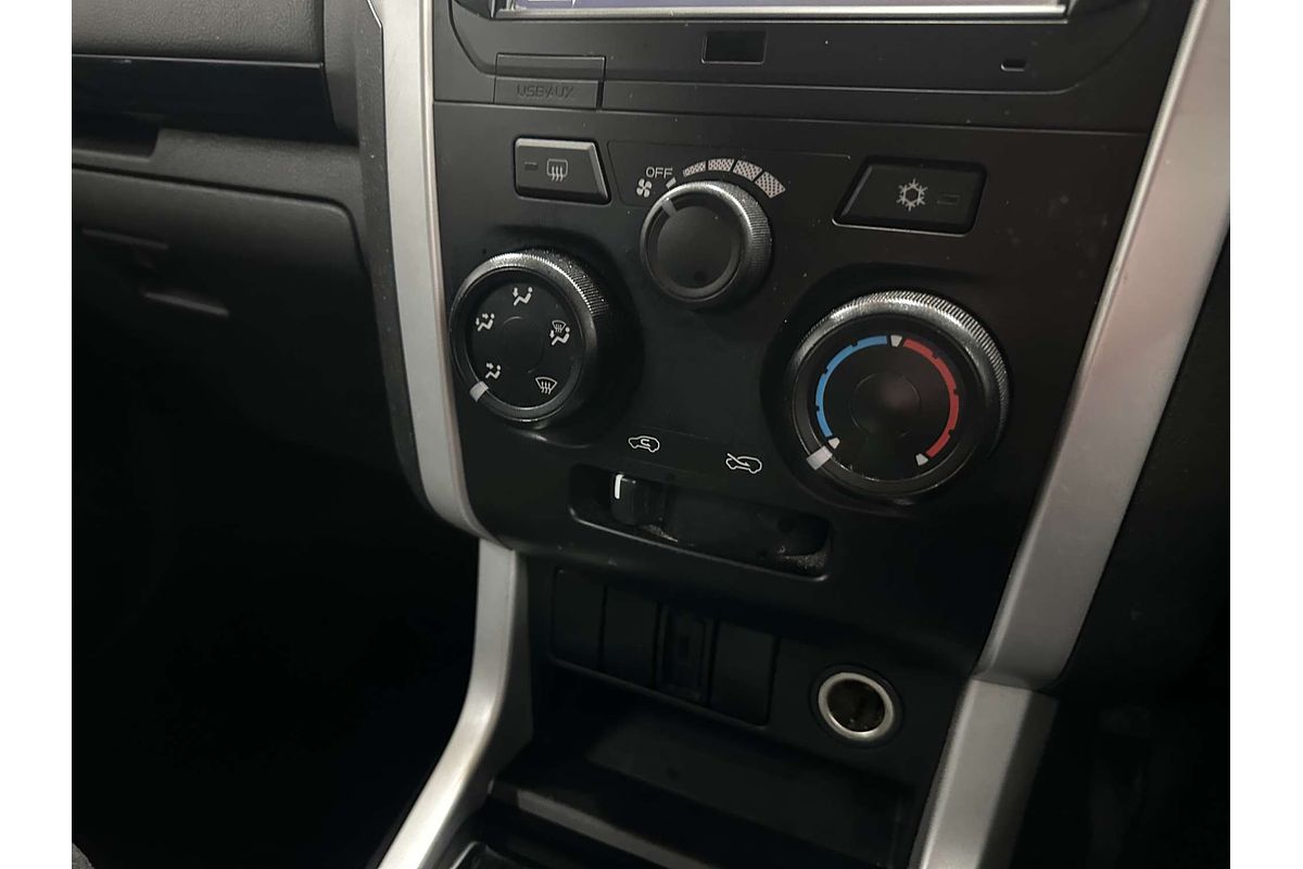 2021 Isuzu MU-X LS-M