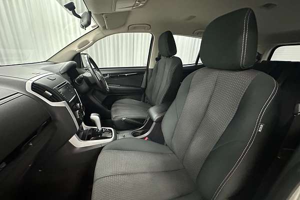 2021 Isuzu MU-X LS-M