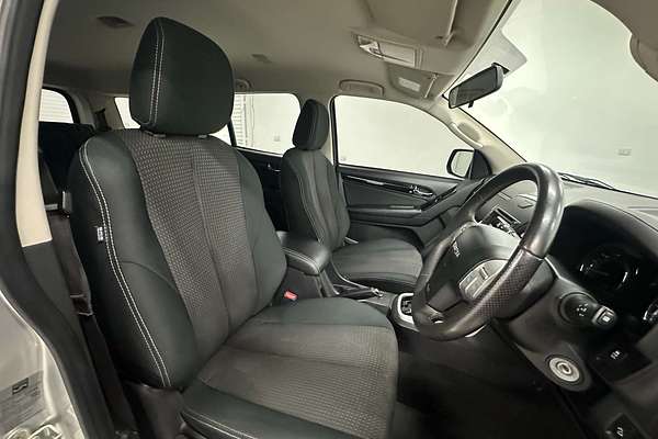 2021 Isuzu MU-X LS-M
