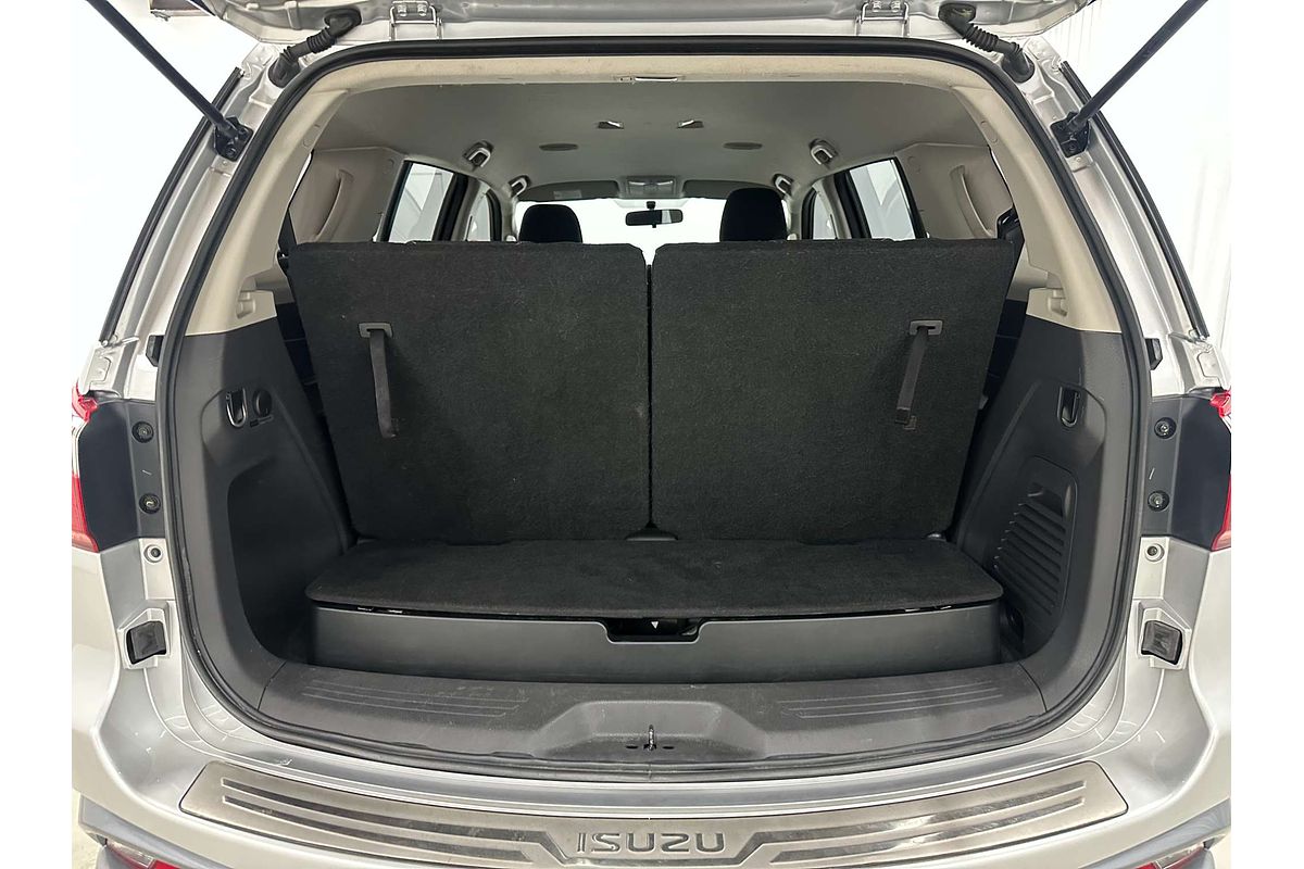 2021 Isuzu MU-X LS-M