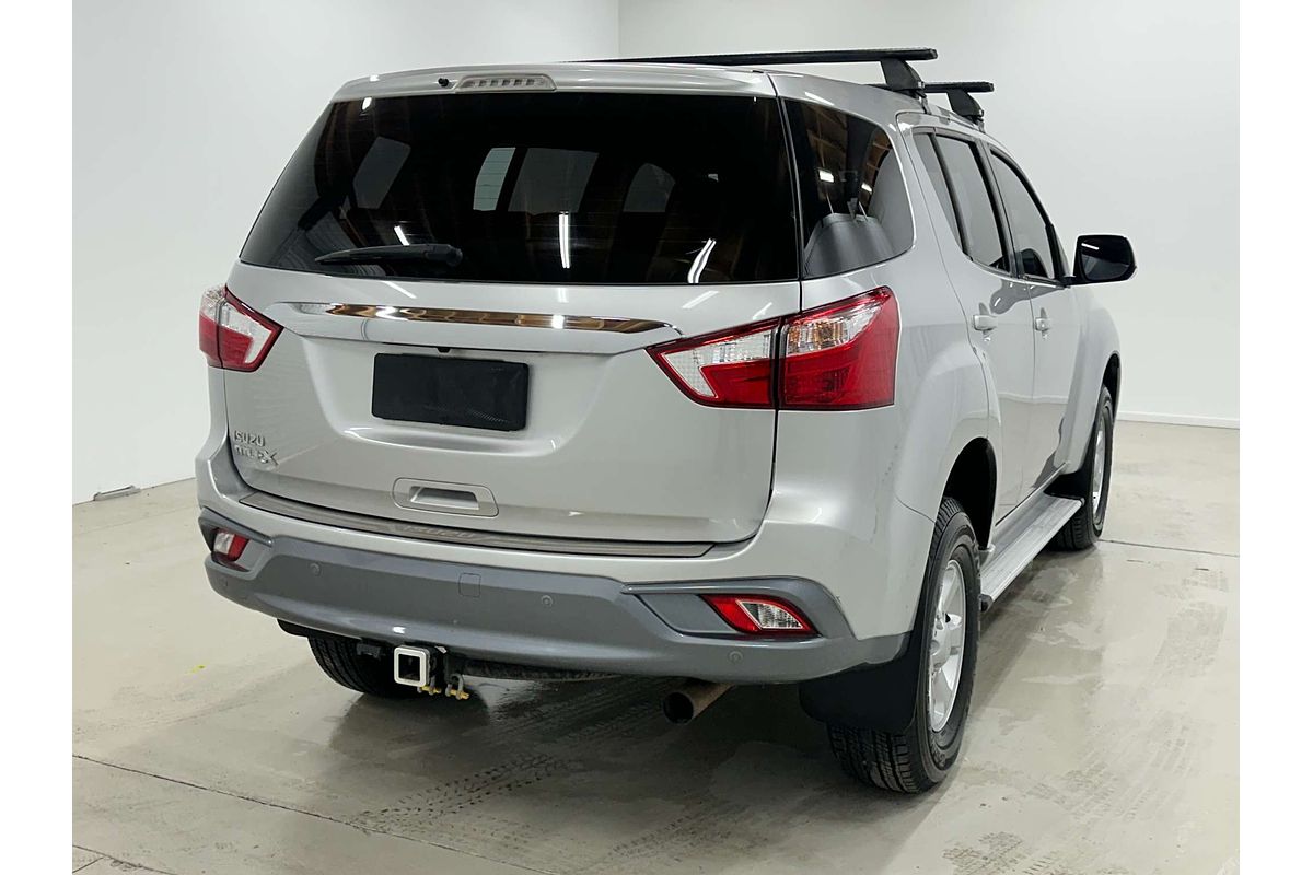 2021 Isuzu MU-X LS-M