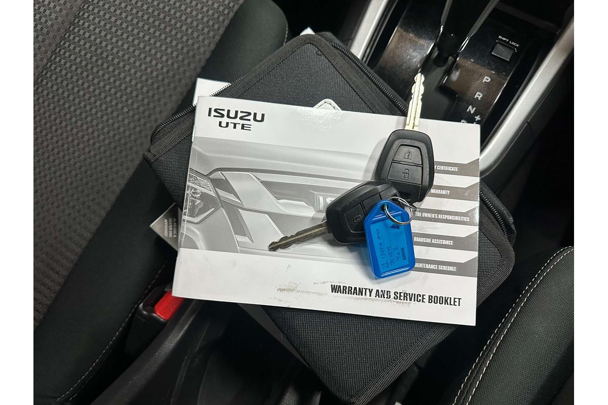 2021 Isuzu MU-X LS-M