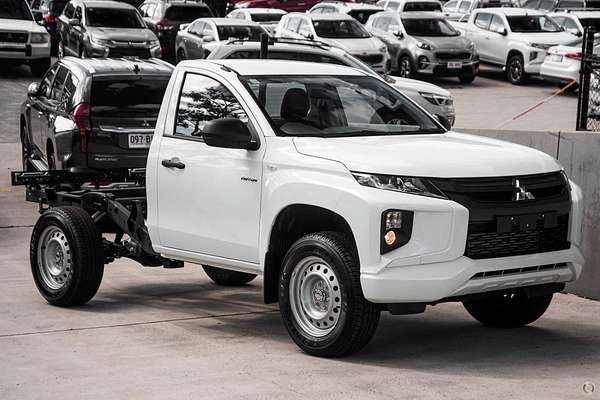 2022 Mitsubishi Triton GLX MR 4X4
