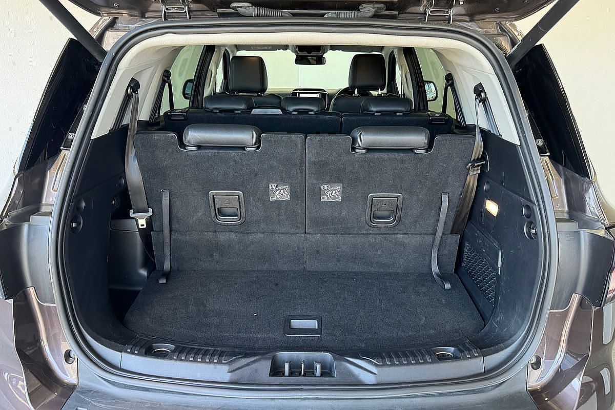 2022 Ford Everest Sport