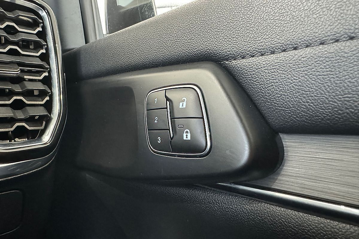 2022 Ford Everest Sport