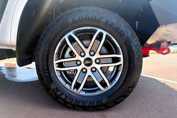 2022 Ford Everest Trend