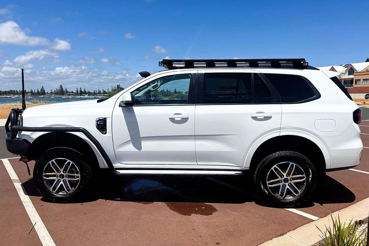 2022 Ford Everest Trend