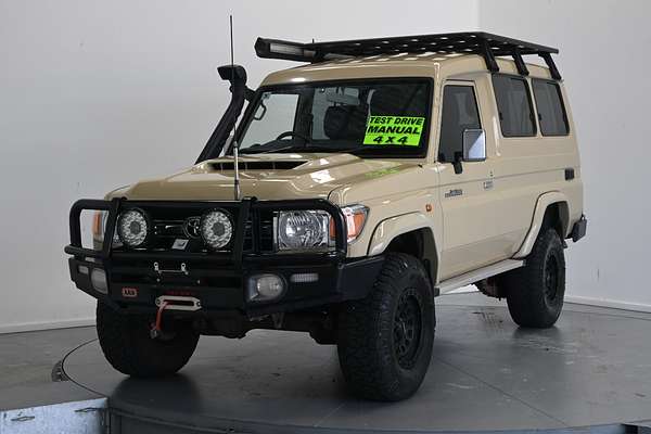 2022 Toyota Landcruiser GXL Troopcarrier VDJ78R