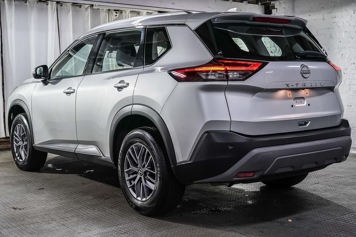 2023 Nissan X-TRAIL ST T33