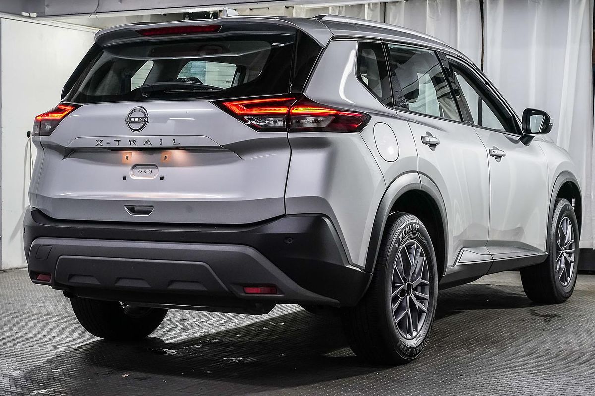 2023 Nissan X-TRAIL ST T33