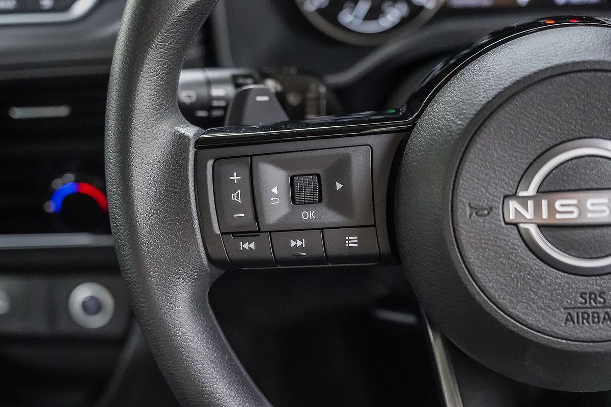 2023 Nissan X-TRAIL ST T33