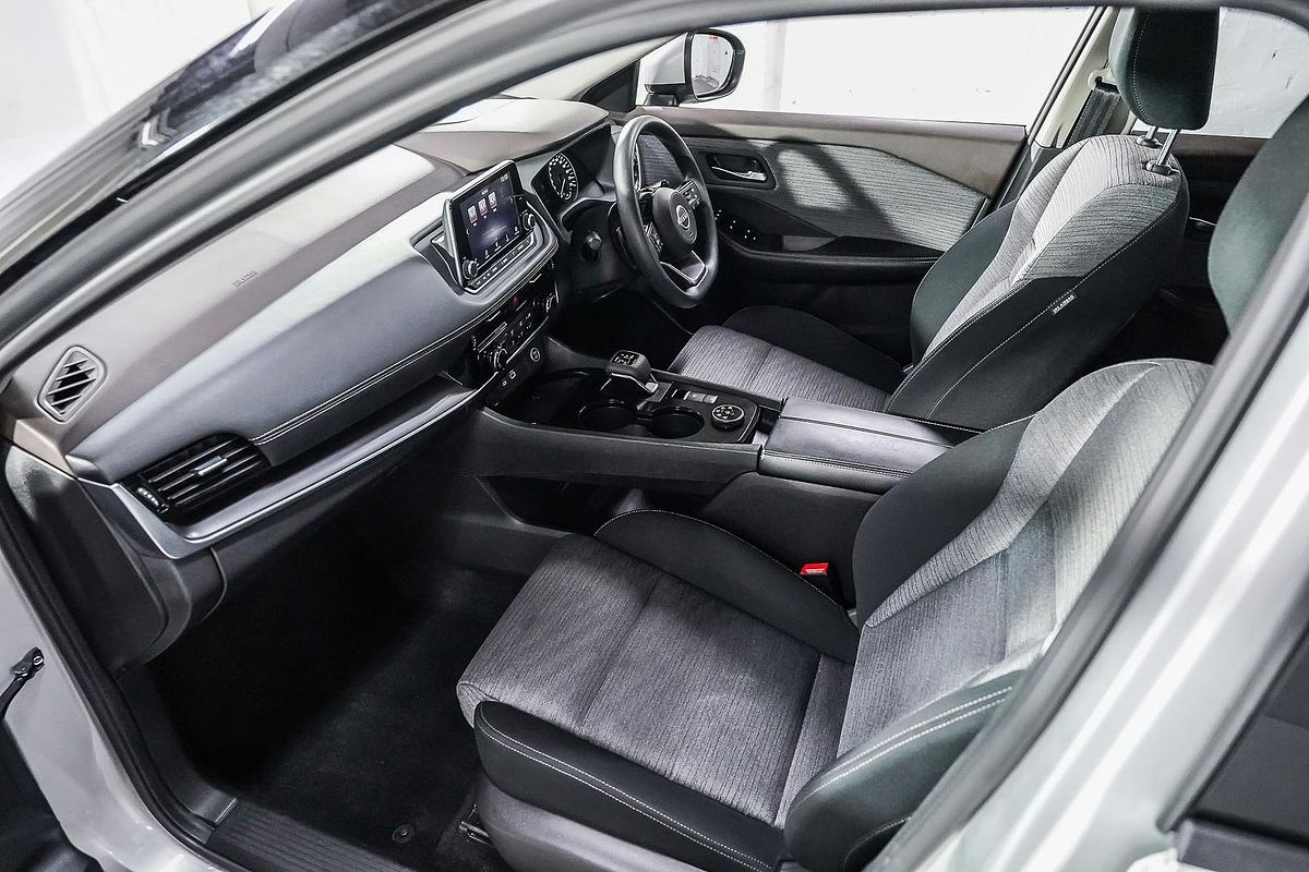 2023 Nissan X-TRAIL ST T33
