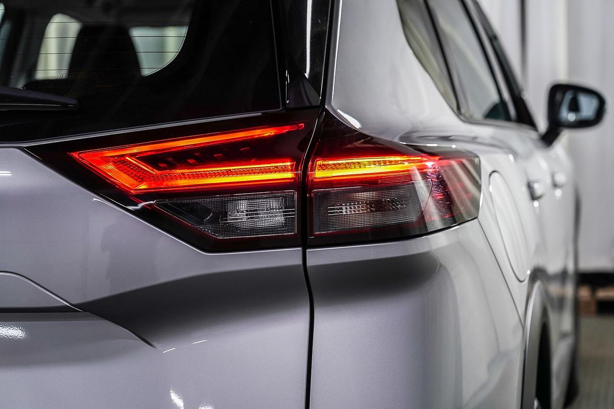 2023 Nissan X-TRAIL ST T33