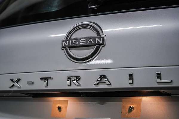 2023 Nissan X-TRAIL ST T33