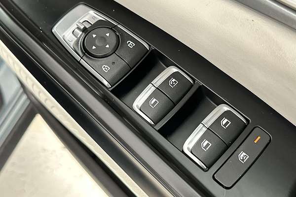 2022 Kia Carnival S KA4