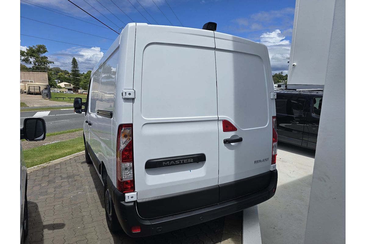 2023 Renault Master Pro 120kW X62 Phase 2 SWB