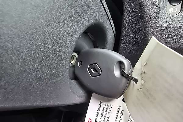 2023 Renault Master Pro 120kW X62 Phase 2 SWB