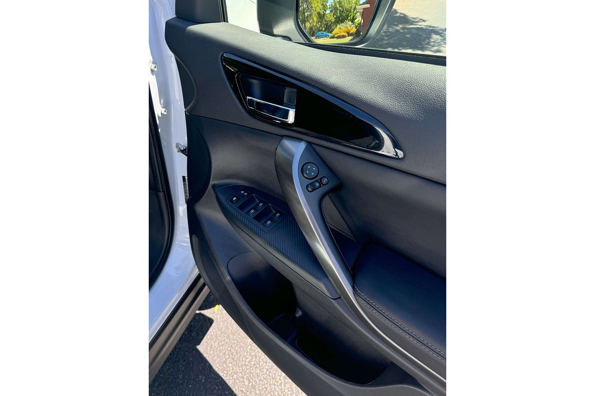 2024 Mitsubishi Eclipse Cross Black Edition YB