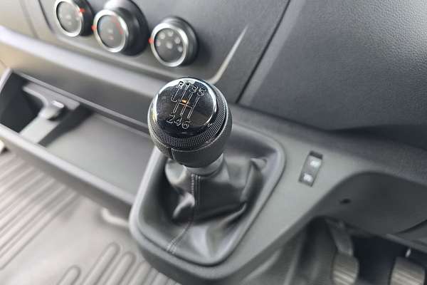 2023 Renault Master Pro 120kW X62 Phase 2 SWB
